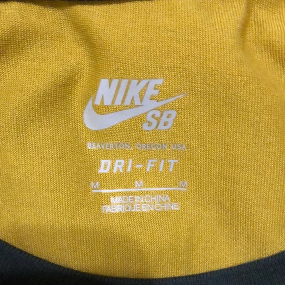 Nike Mustard and Navy Raglan Tee - Picture 4 of 4